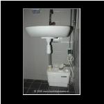 L&M toilets&showers-04.JPG